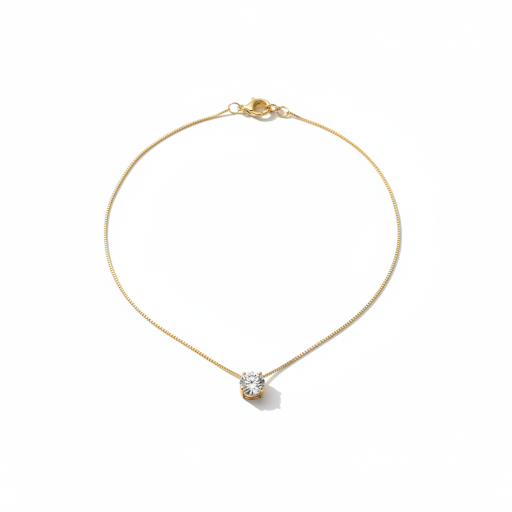 Colar "Luz Serena" em Ouro 18K com Pingente de Diamante Solitário